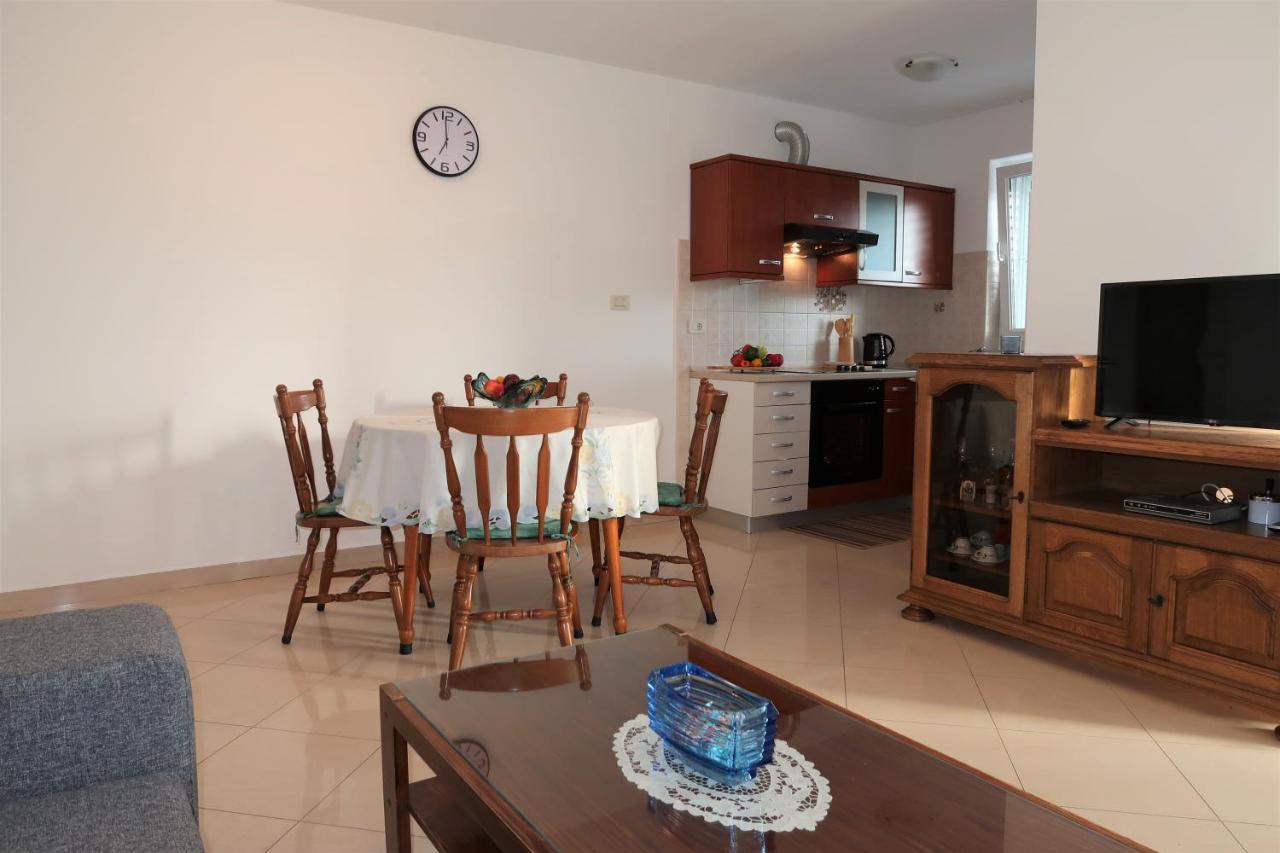 Nikas1 Rabac Apartment ภายนอก รูปภาพ