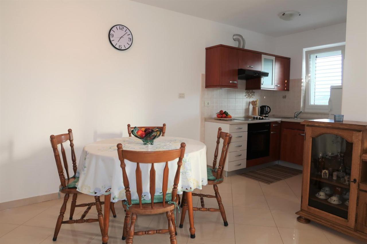 Nikas1 Rabac Apartment ภายนอก รูปภาพ